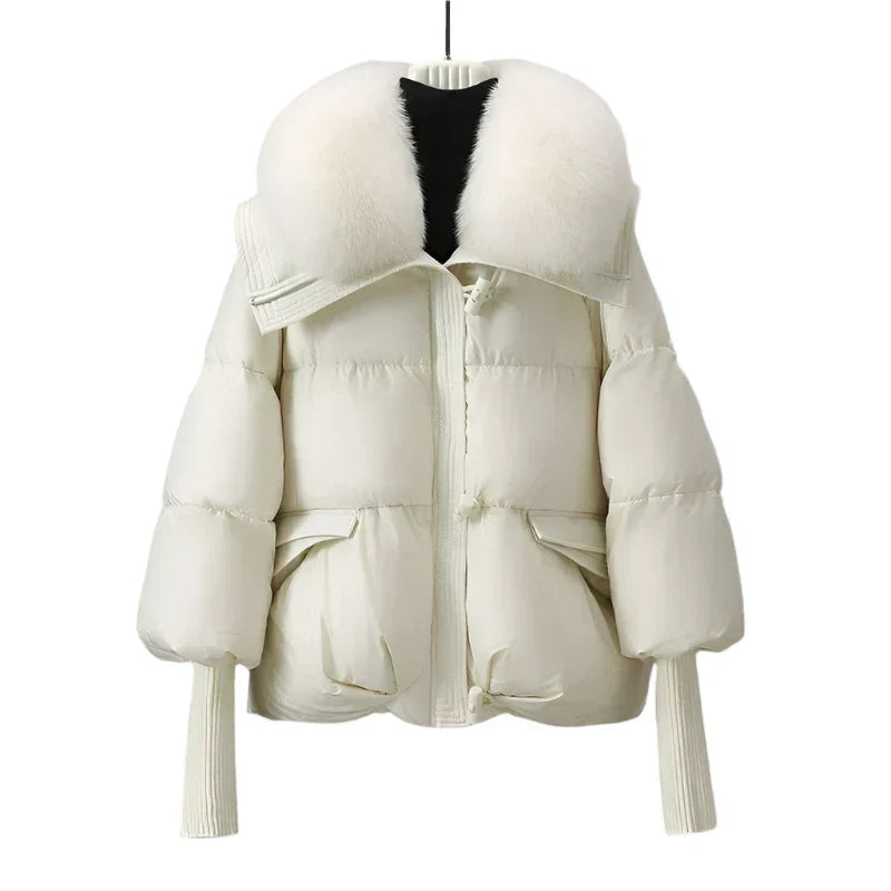 Felicia - Luxurious puffer jacket with faux fur collar